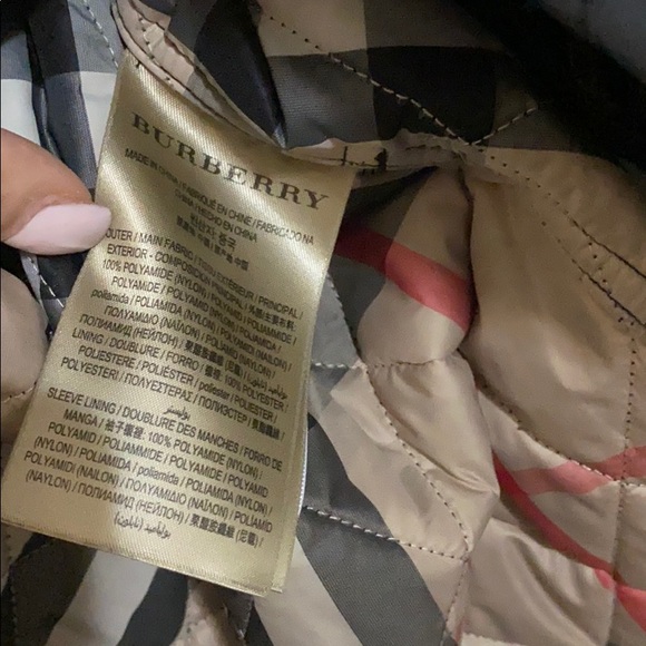 Authentic burberry jacket - Picture 6 of 6